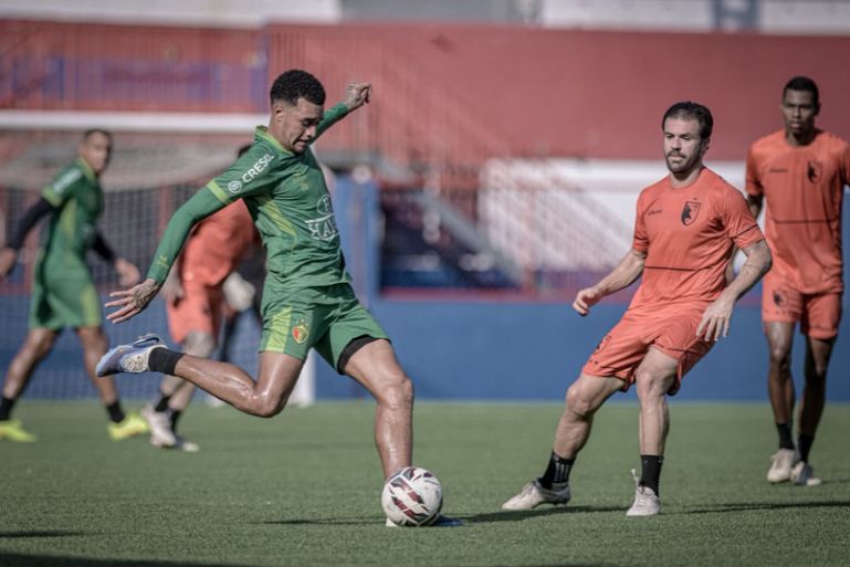 Brusque FC SAF realiza jogo-treino contra o Santa Catarina