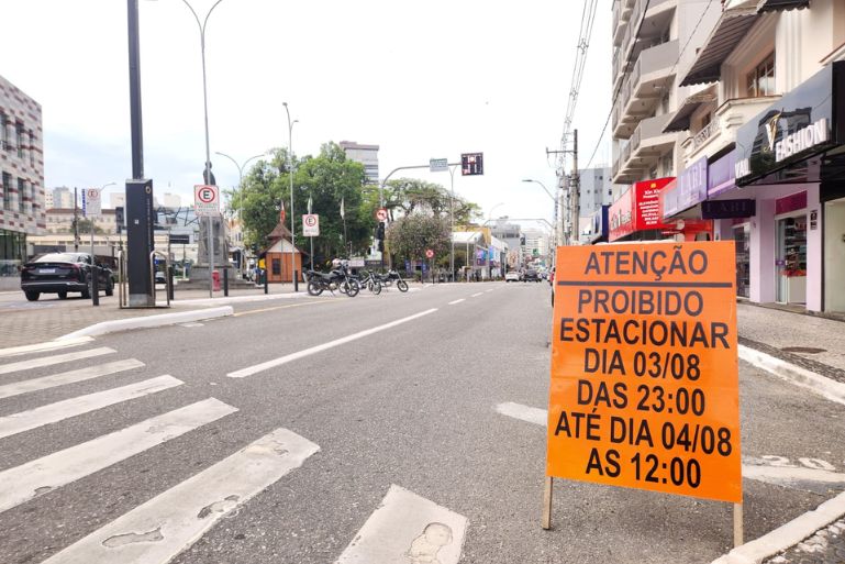 Desfile de aniversário de Brusque altera trânsito no Centro nesta terça-feira (4)
