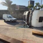 Atualização dos bombeiros detalha acidente com caminhão e Fiorino em Brusque