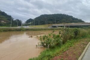 Chuva se distribuiu de forma uniforme em Brusque