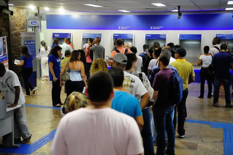 Bancários farão paralisação de 24 horas nesta quinta-feira (20)