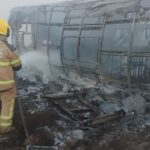 Colisão entre ônibus e caminhão deixa dois mortos e 23 feridos na BR-040