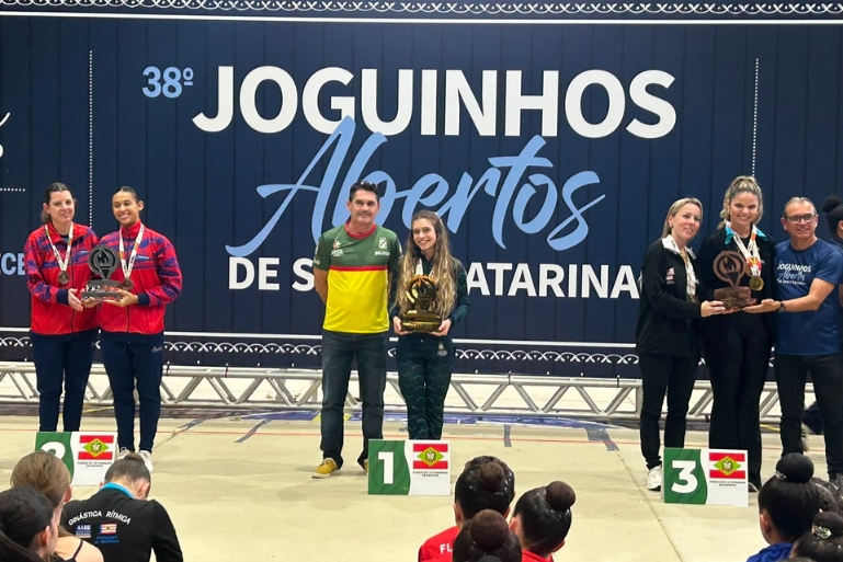 Brusque conquista título geral da ginástica rítmica nos Joguinhos Abertos