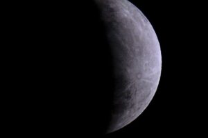 Eclipse parcial da Lua poderá ser visto em todo o Brasil