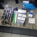 PRF apreende eletrônicos e medicamentos do Paraguai na BR-101 em Joinville