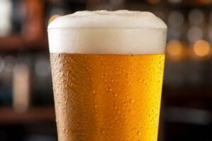 DIA INTERNACIONAL DA CERVEJA: Médico fala sobre consumo  moderado