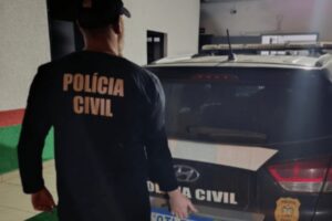 Adolescente pede socorro pelo WhatsApp e padrasto é preso por importunação sexual em SC