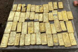 Obra para instalar esgoto revela R$ 54 milhões em ouro escondidos em casa