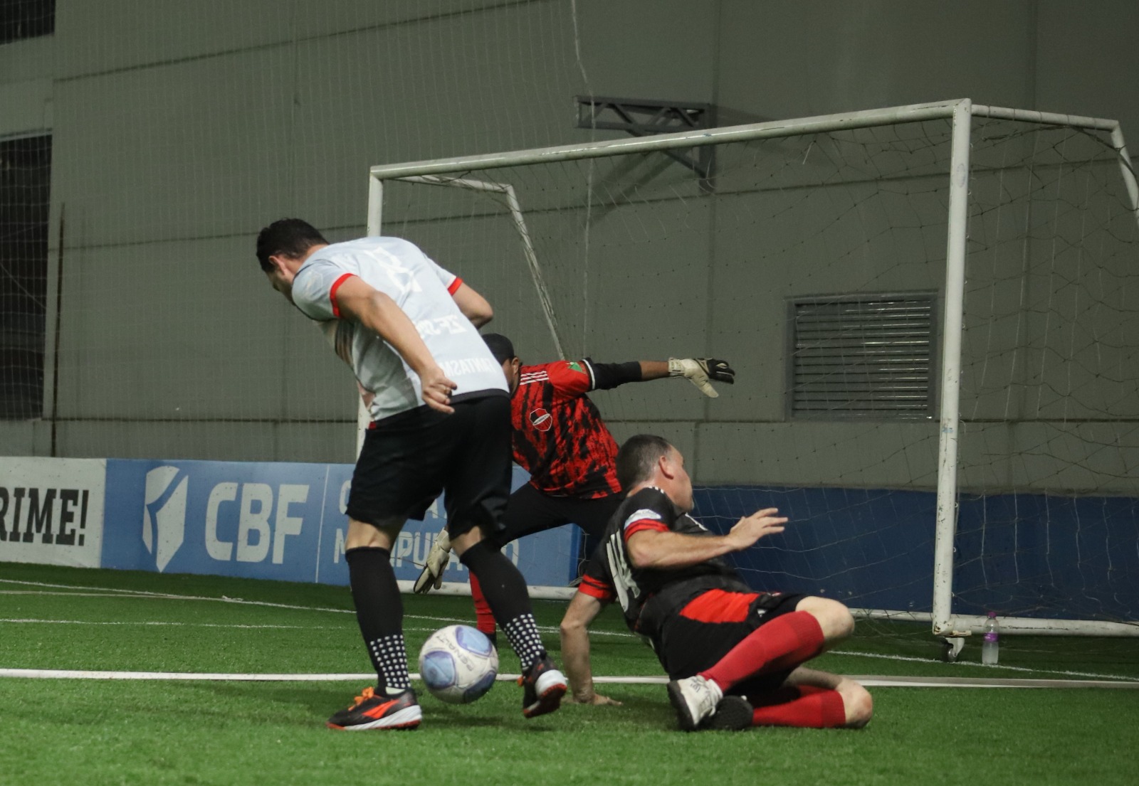 JACOB conhece os semifinalistas do futebol suíço sênior