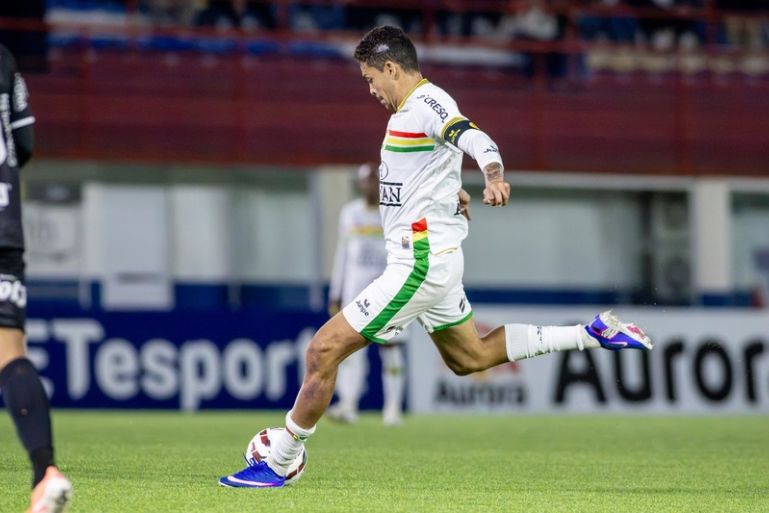 Brusque encara a Ferroviária em duelo direto pela liderança do quadrangular final