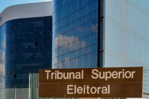 TSE recebeu mais de 50 mil denúncias de propaganda irregular