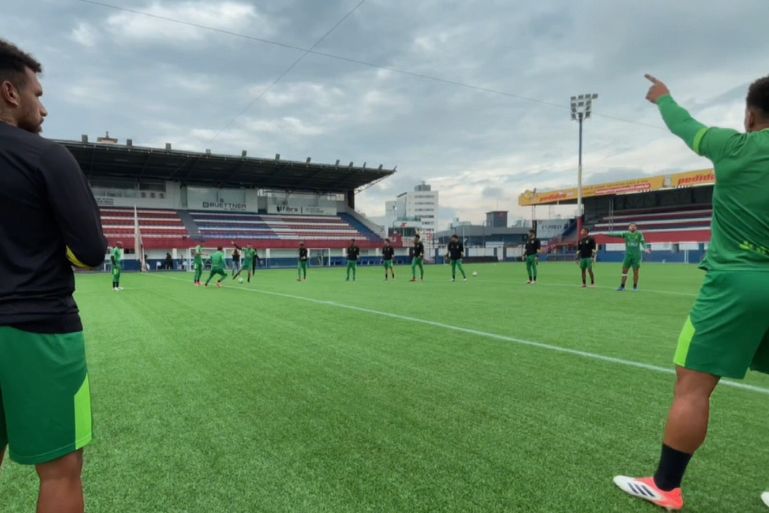 Bruscão prepara-se para enfrentar o Paysandu