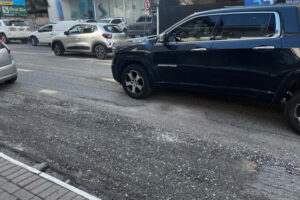Prefeitura realiza recuperação asfáltica de trecho da rua João Bauer, no Centro I