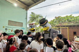 EEF Edith Krieger Zabel recebe visita dos marrecos da Fenarreco