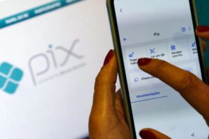 Pix terá novas regras para fraudes, cobrança híbrida e contas-salário