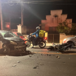 Grave acidente deixa motociclista ferido na Avenida Primeiro de Maio