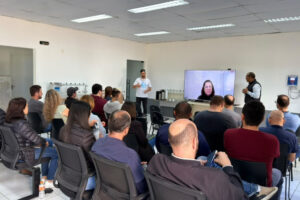 Palestra orienta servidores do Samae sobre cuidados com a rede de gás natural