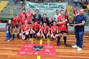 Equipe Fênix conquista o título do futsal feminino em Botuverá