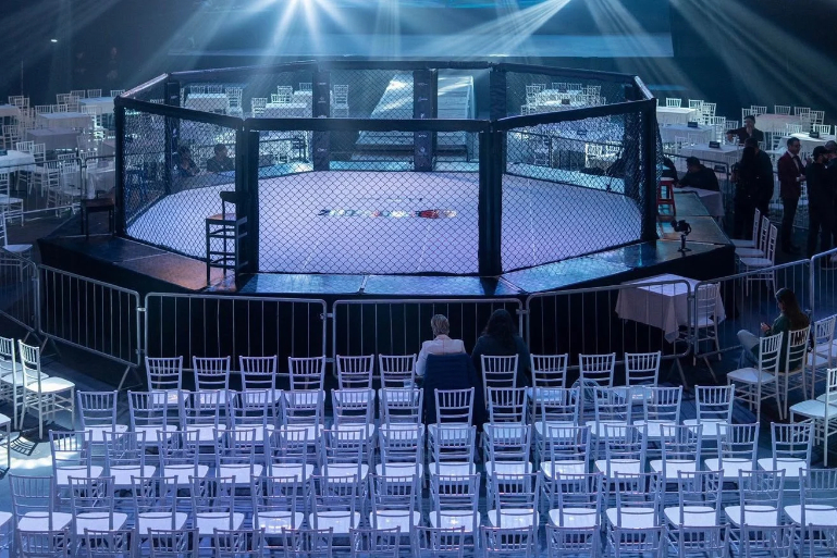Brusque Championship MMA reúne lutas profissionais e amadoras no Pavilhão da Fenarreco