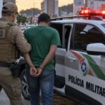 Homem de 41 anos é preso durante cumprimento de ordem judicial em Brusque
