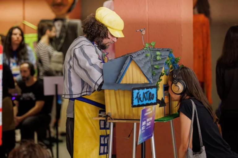 Guabiruba recebe 13º Festejo Mundial de Teatro Lambe-Lambe neste domingo (27)