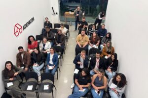 Núcleo de E-commerce da ACIBr promove palestra sobre integração entre marketing e vendas