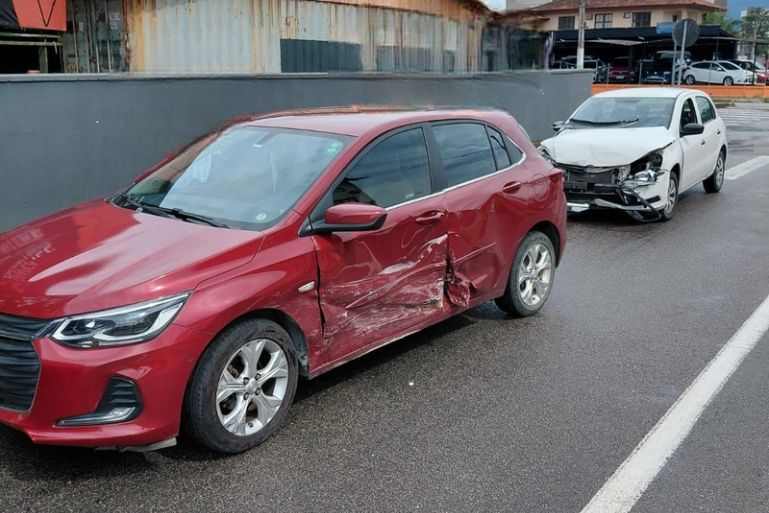 Desrespeito à parada obrigatória é apontado como causa de sinistro no Jardim Maluche