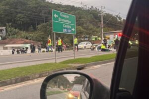 Motociclista morre após colisão na Rodovia Ivo Silveira em Brusque