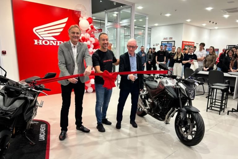 Mega Motos inaugura maior concessionária Honda do Sul do país em Brusque