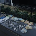 Polícia Civil apreende drogas, dinheiro e equipamentos utilizados no tráfico durante diligência em Brusque