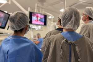 Hospital Azambuja amplia cirurgia robótica para o tratamento de tumores de cabeça e pescoço