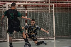 Série Ouro do Futsal tem goleadas e destaque para artilheiro com cinco gols