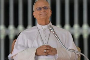 Papa não precisará de tratamento adicional após retirada de câncer no pulmão