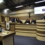 Câmara de Brusque aprova punições para descarte irregular de resíduos