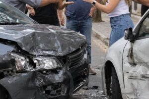 Briga após acidente de trânsito termina com cinco envolvidos no Vale do Itajaí