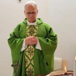 Papa Leão XIV apresenta melhora constante e celebra Missa no hospital