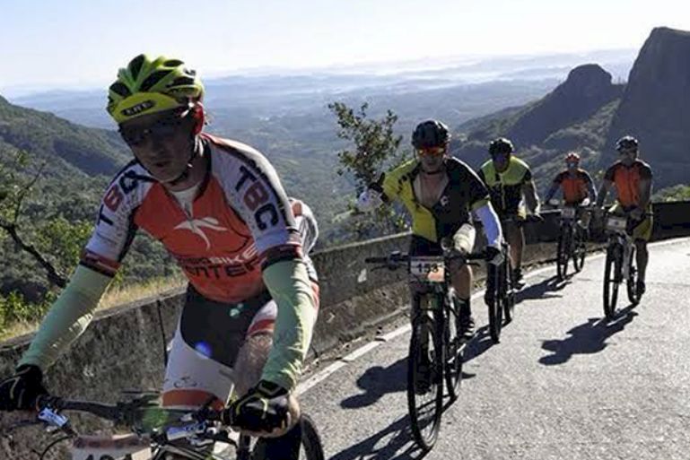 Serra do Rio do Rastro interditada na manhã deste domingo (1/11)
