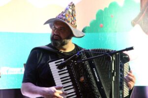 Músico Bruno Moritz estreia na Fenarreco com a banda Fritz in Black