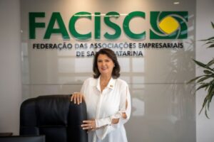 Empresária de Brusque, Rita Conti, lidera chapa nas eleições da Facisc