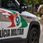 Homem armado com faca invade residência e assalta moradora no Jardim Maluche