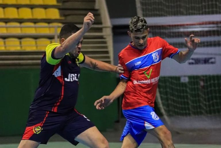 Série Ouro do Futsal de Brusque tem goleada e emoção na quarta rodada