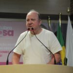 Rogério dos Santos parabeniza professores e defende valorização da educação