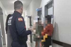 Homem com esquizofrenia é resgatado após desaparecer em área de mata fechada em Garuva