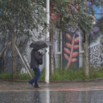 Fim de semana começa com chuva intensa e volumosa em Santa Catarina