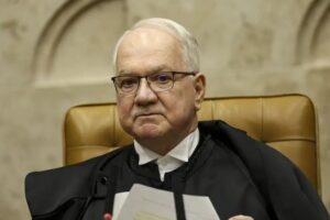 Fachin devolve relatoria do caso do INSS a Mendonça e mantém Master