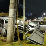 Acidente contra poste mobiliza bombeiros, PM e Celesc em Gaspar