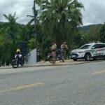 Bombeiros detalham atendimento à vítima de grave acidente com motos em Guabiruba