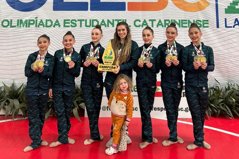Ginastas de Brusque conquistam título geral da ginástica rítmica na Olesc