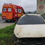 Mulher fica ferida após capotamento na BR-470, em Gaspar