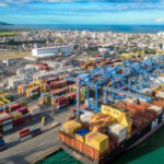 Trabalhador morre após ser prensado por contêiner em porto de Navegantes